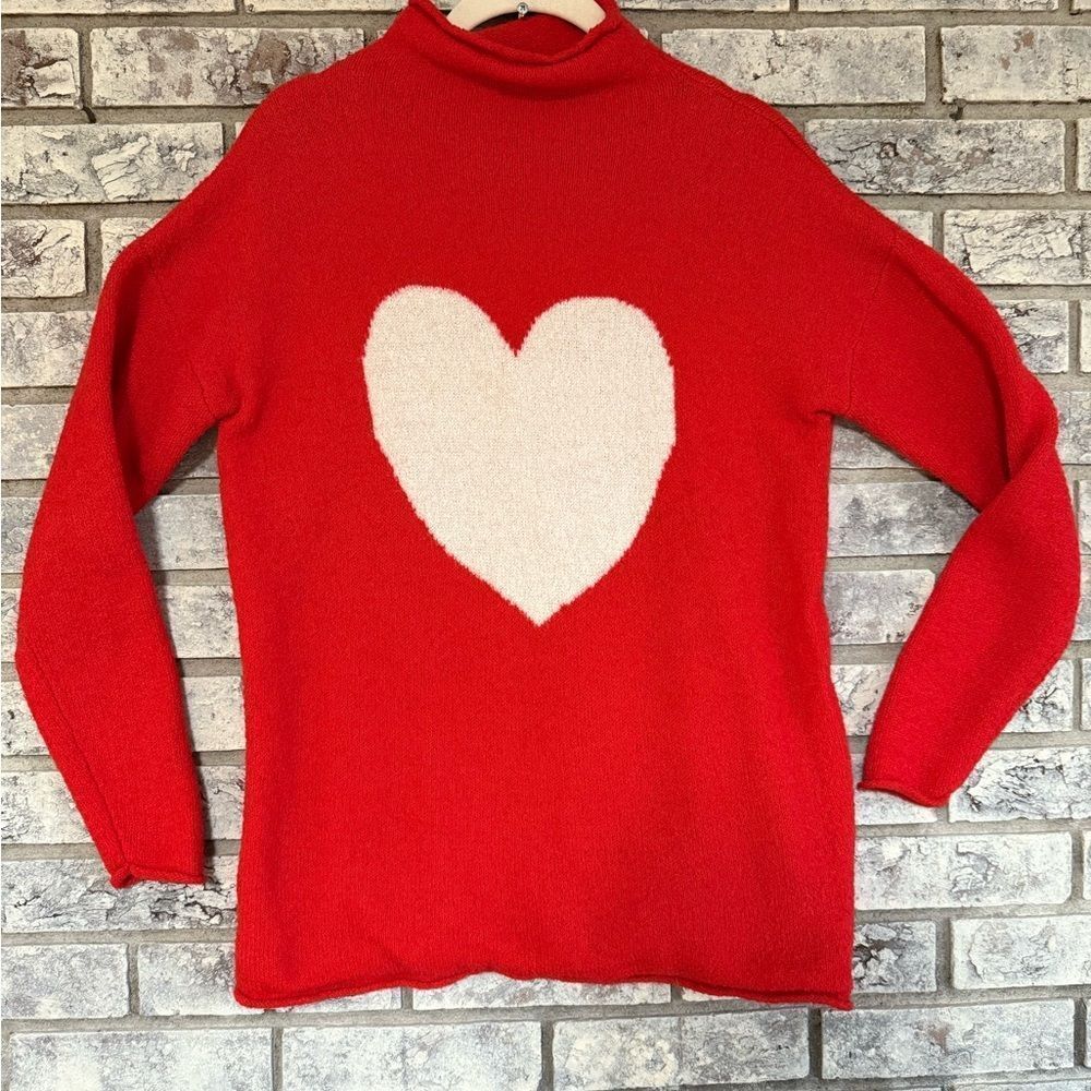 Cupcake and Cashmere Red heart Knit Sweater Soft Stretchy Women's Size S
